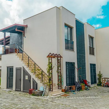 Beautiful 2 Bedroom House With Pool In Gumusluk *