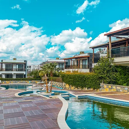 Daire Beautiful 2 Br House With Pool In Gümüşlük *